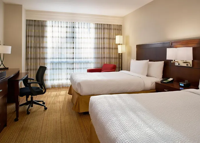 Courtyard By Marriott Mexico City Airport